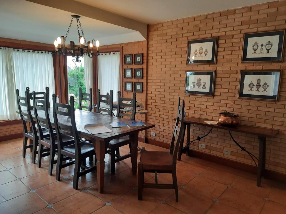 Villa Cajueiro House à Campos do Jordão Extérieur photo